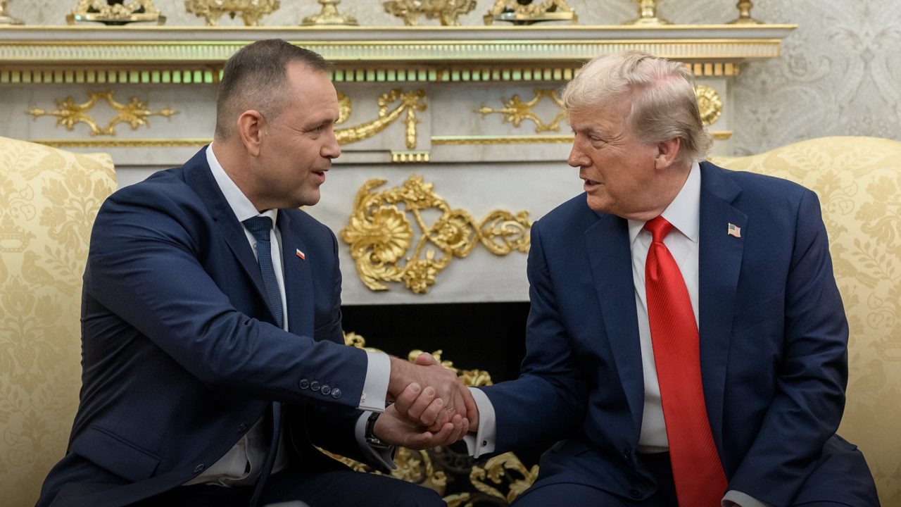Baza wojsk USA w Polsce powstanie dzięki współpracy z prezydentem Nawrockim - twierdzi Donald Trump