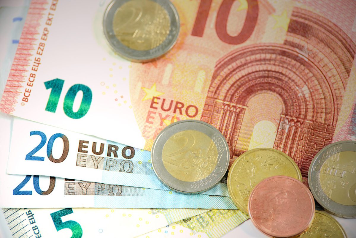 Dolar i funt brytyjski w lepszej formie, euro za to słabsze