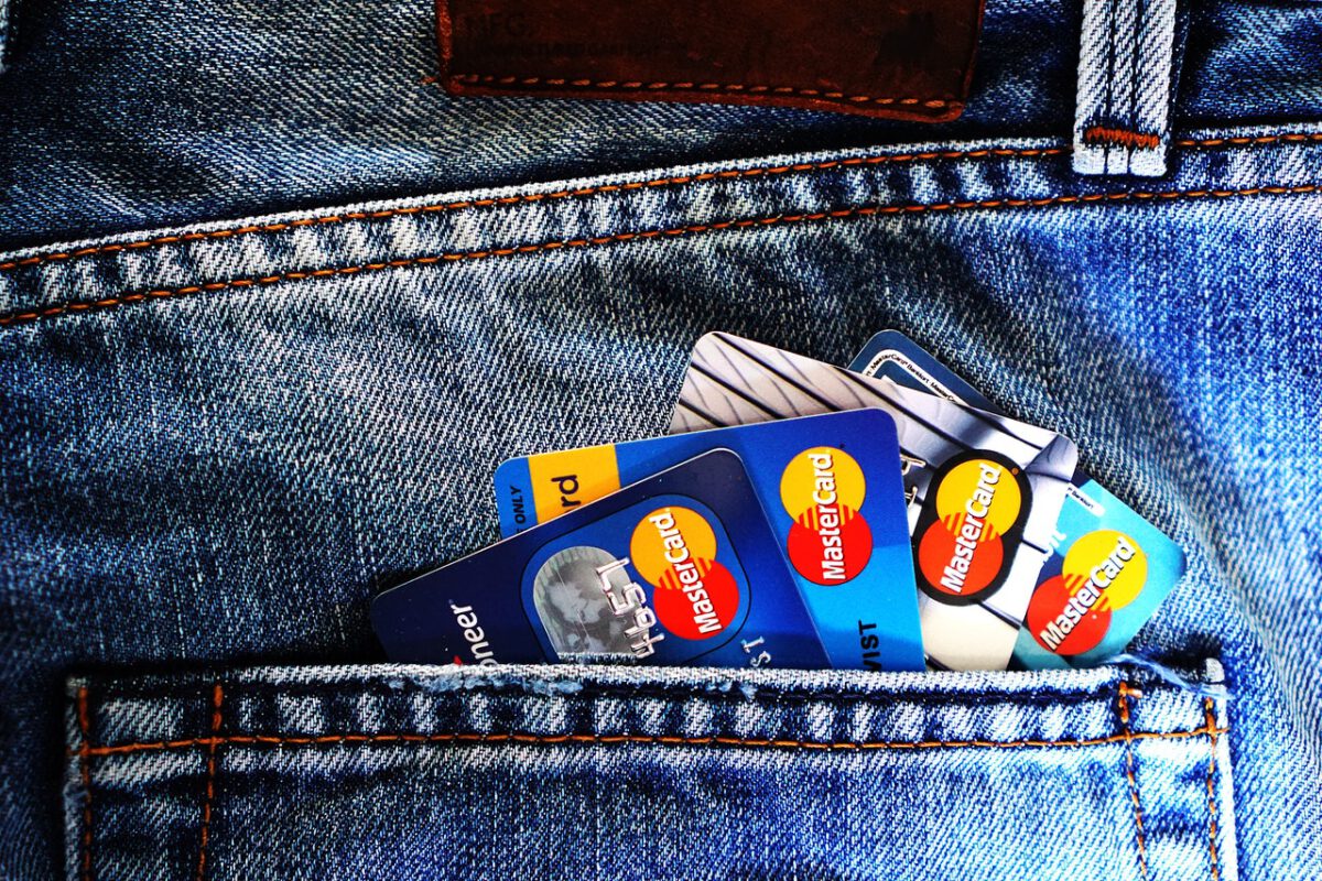 Karta płatnicza – czy na pewno wiesz o niej wszystko