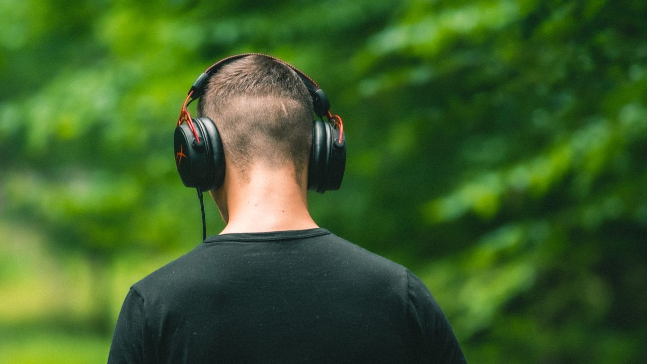 Muzyka AI stanowi coraz większą część rynku fonograficznego