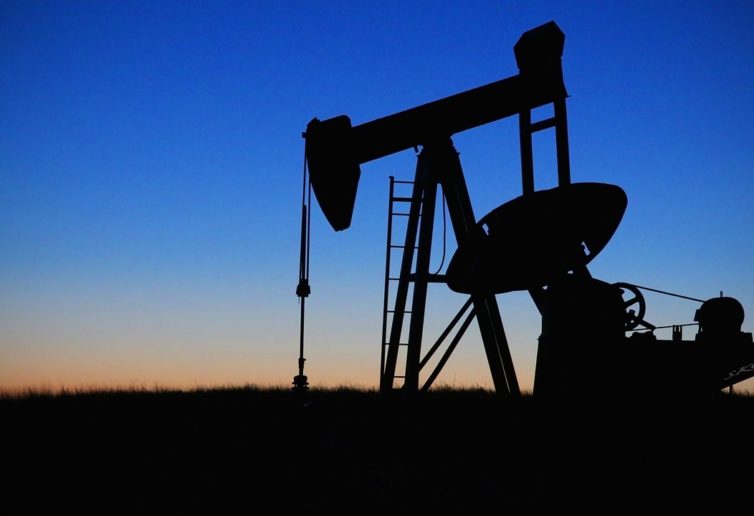 Tygodniowy Przegląd Rynku Surowców: Spready na rynku ropy coraz większe, złoto nadal szuka katalizatora