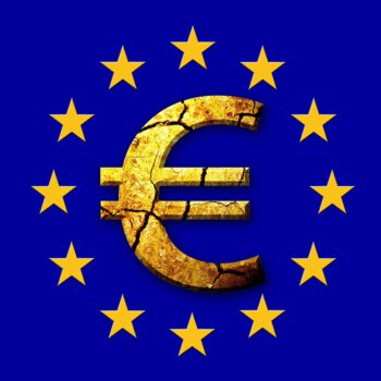 Wykup polskich obligacji państwowych przez Europejski Bank Centralny rodzi obawy o zadłużenie i inflację