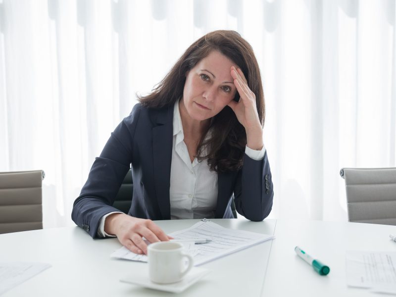 Chaos administracyjny utrudnia pracę managerom